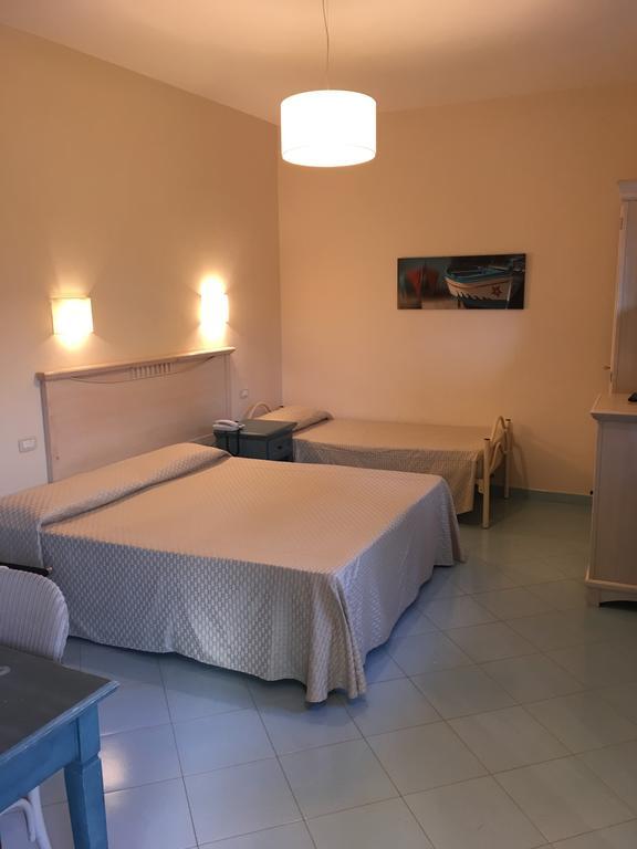 Hotel Torre Xiare Valderice Extérieur photo